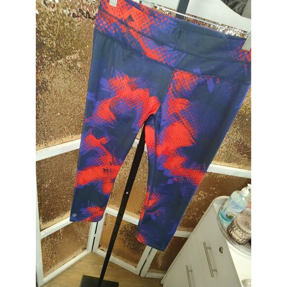 Athleta Leggings Medium Electro Sonar Retro Capri Cropped Yoga Gym Train Running - Picture 4 of 13
